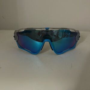 Oakley men’s sunglasses